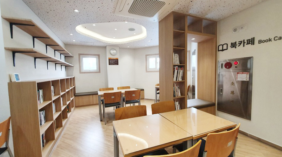 북카페2